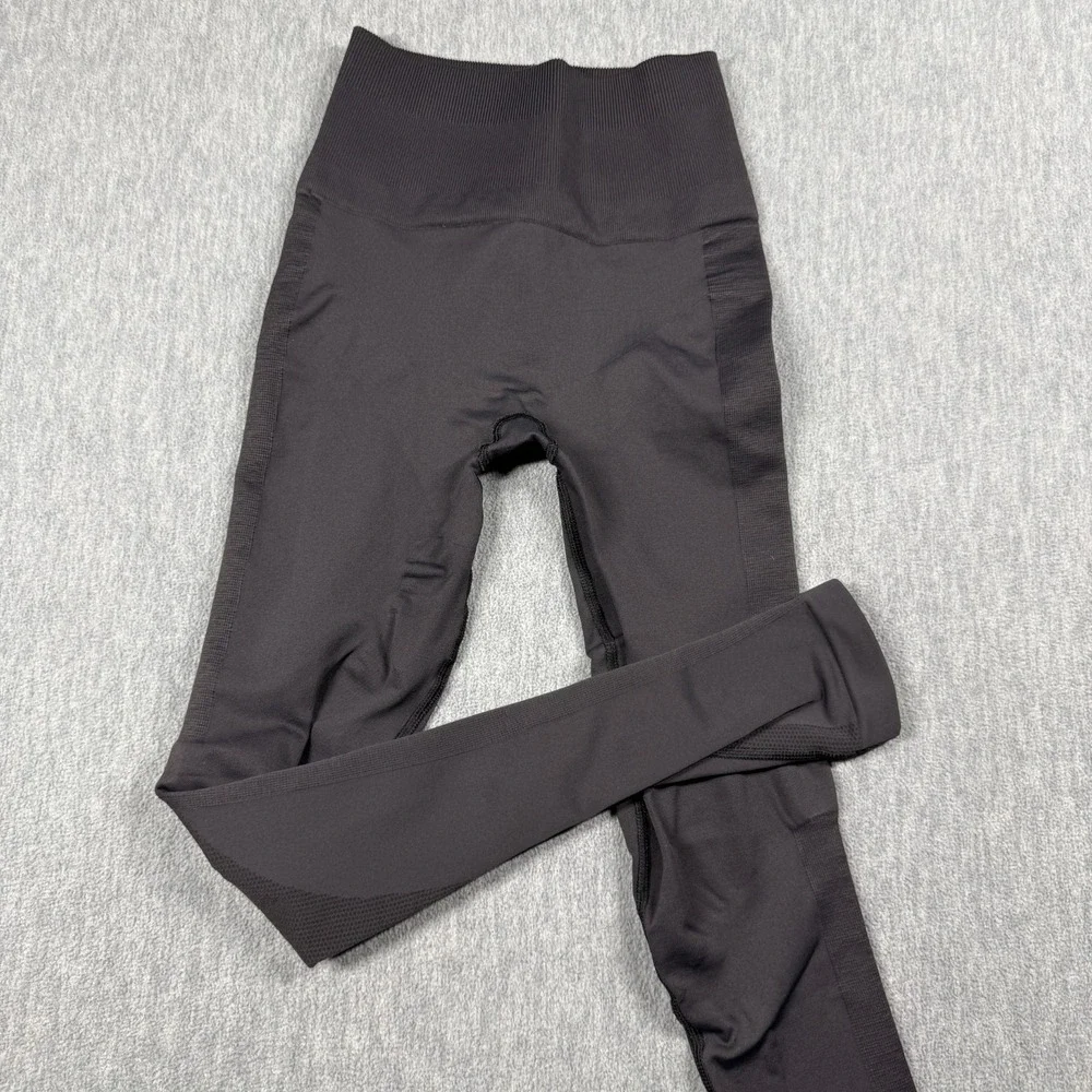 Lululemon‎ Pants Womens 4 Gray Leggings High Rise Ribbed Athletic Yoga Workout